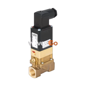 BURKERT 329281 Type 5282 Servo-Assisted 2/2-Way Diaphragm Valve, 1" NPT, Brass, NBR